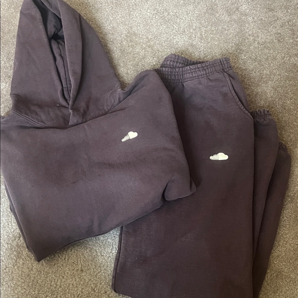 American Apparel Purple Hoodie Sweat set 
Sound cloud ☁️